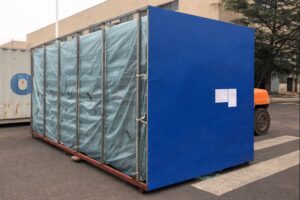 Filter cage packaging with steel frame and waterproof cover